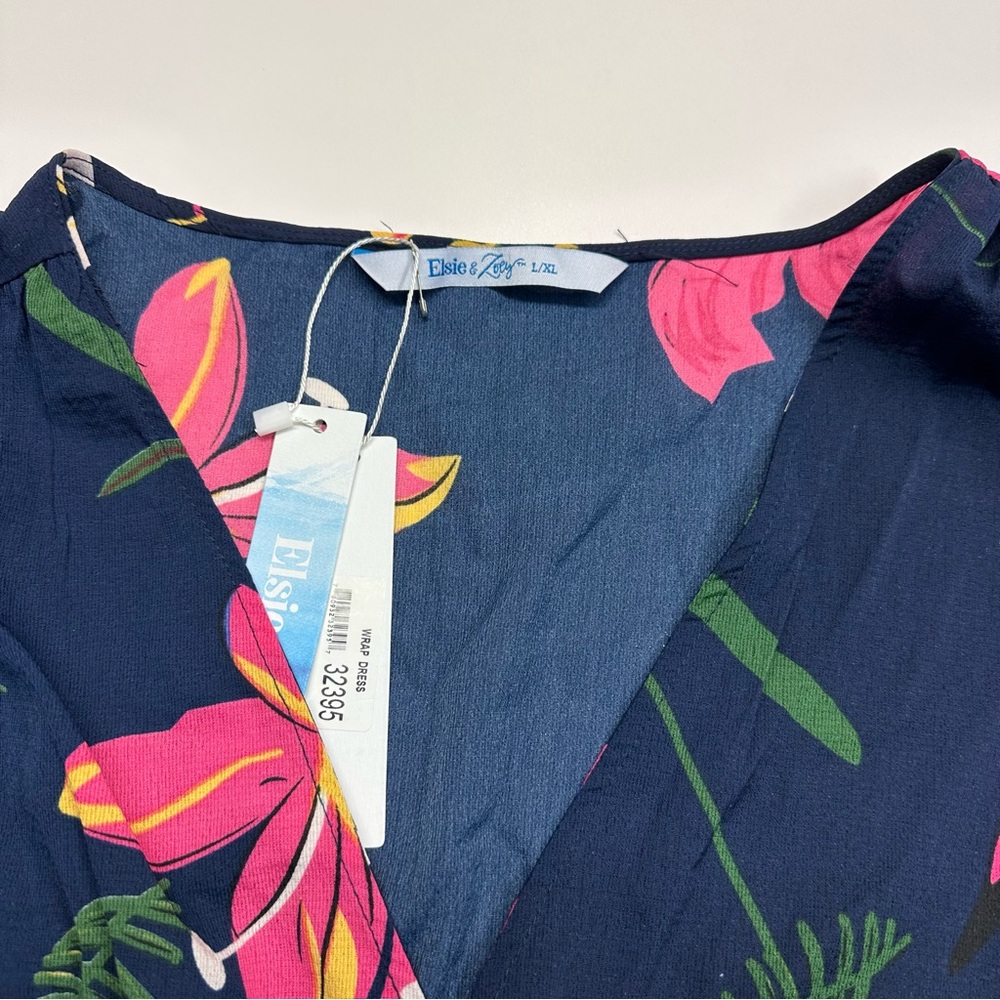Elsie & Zoey Floral Wrap Dress Navy Pink Ruffle Hem Size L/XL Boho Chic NWT - Picture 4 of 5
